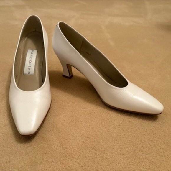 Bandolino Cream Leather Pump 8 1/2 - Picture 2 of 5